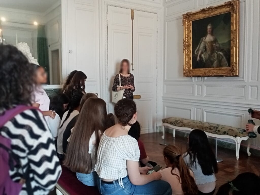 Visite guidée sur le thème du costume à Versailles - Vendredi 3 avril 2 sortie versailles 4 floute